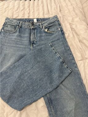 Divided Light Blue Washed Denim Jeans